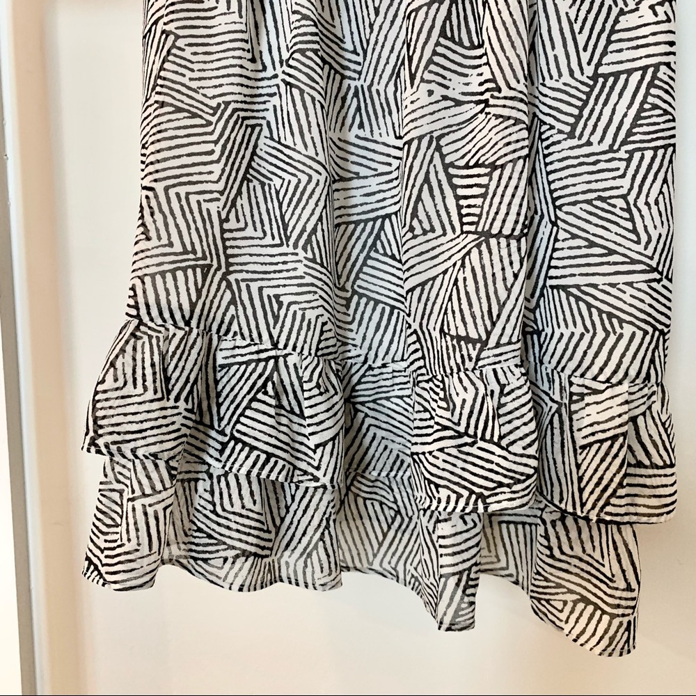 Moda International Geometric Print Dress - Picture 3 of 5